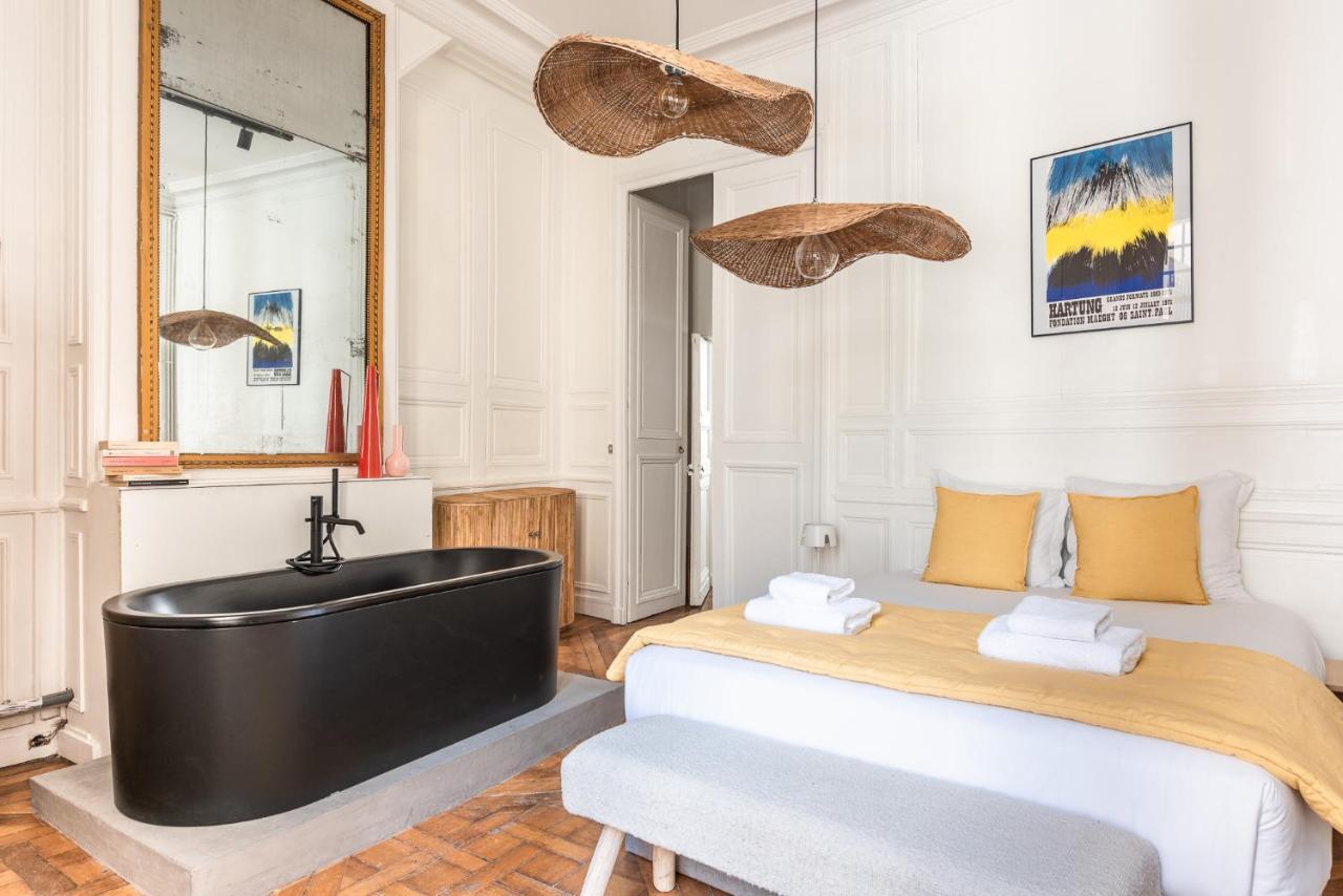 Апартаменты Outstanding Parisian Flat In Heart Of Paris Center Экстерьер фото